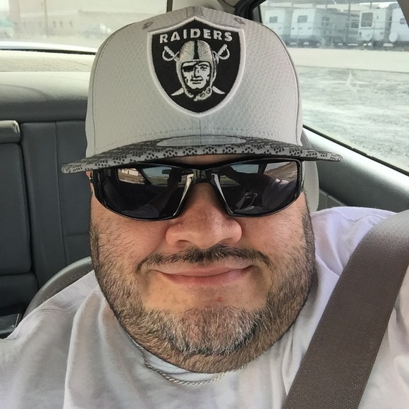 Meet your Posher, Tully - Picture 1 of 1